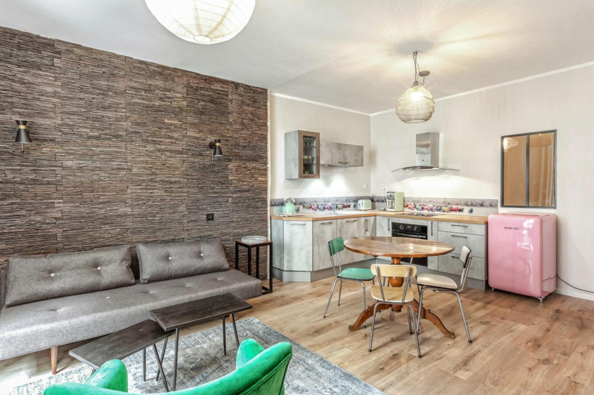 Appartement Sainte Claire Vintage - Welkeys Annecy Exterior foto